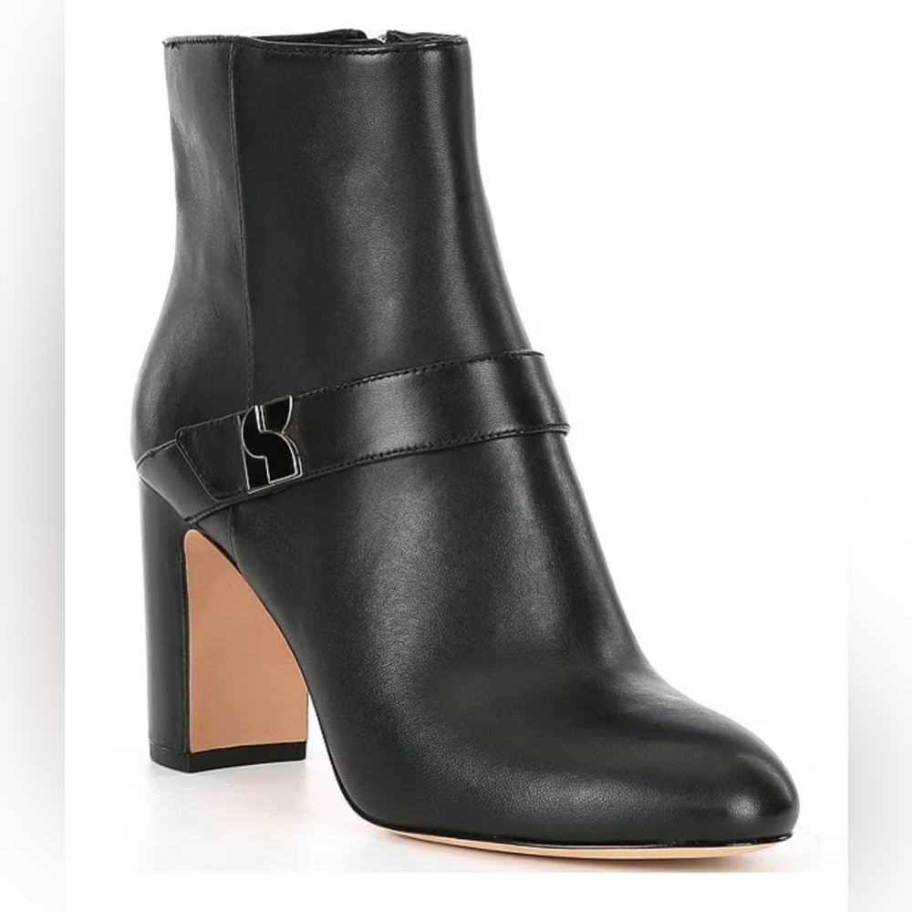 Kate Spade Dakota Leather Booties. Look elegant dressed up or down.